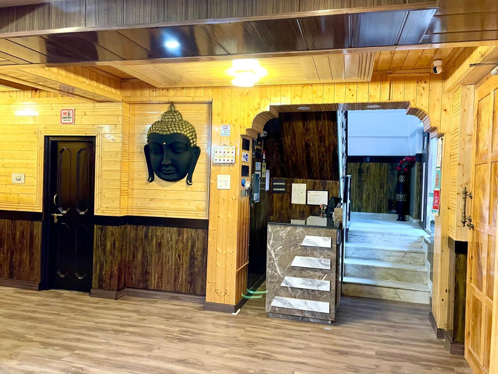 Hotel Rollingrang Калпа Екстериор снимка