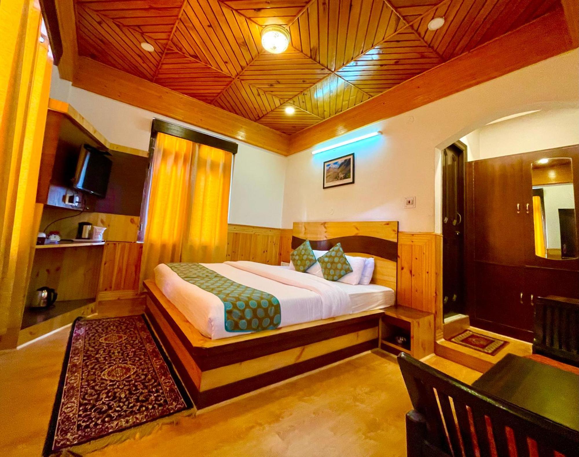 Hotel Rollingrang Калпа Екстериор снимка