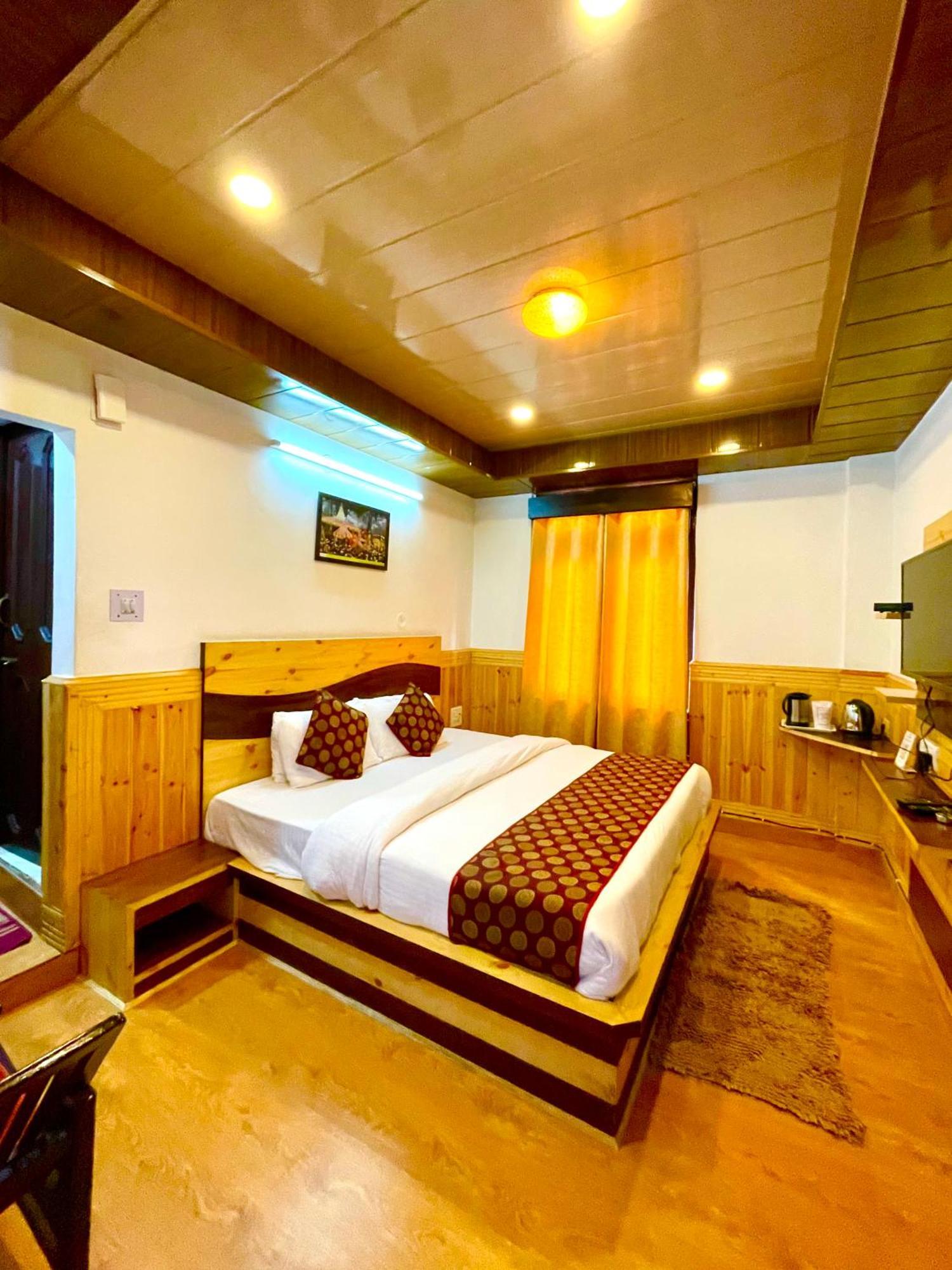 Hotel Rollingrang Калпа Екстериор снимка